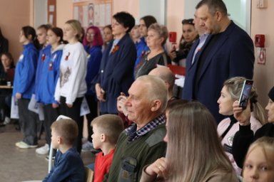 «Парту героя» в честь погибшего на СВО бойца открыли в школе на Камчатке 5