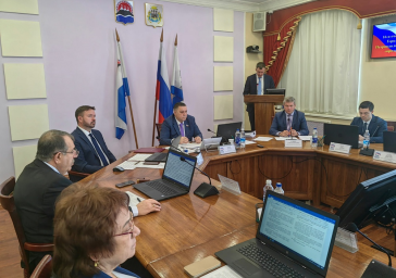 На сессии Думы Петропавловск-Камчатского приняты решения в поддержку участников СВО и их семей 1