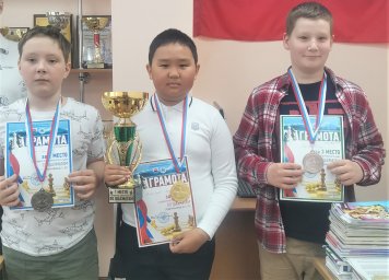 В Петропавловске-Камчатском определены победители и призеры первенства по шахматам 1