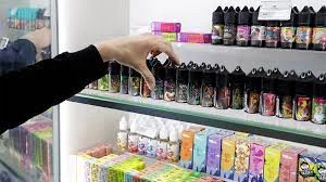 Камчатского предпринимателя привлекли к ответственности за продажу жидкости для вейпа несовершеннолетнему