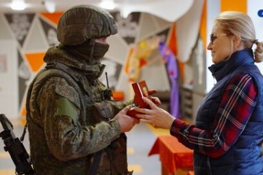 Камчатским бойцам, участвующим в спецоперации, вручили боевые награды 2