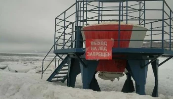 На Камчатке прокуратура организовала проверку по факту происшествия с 11-летней девочкой, которую унесло на льдине