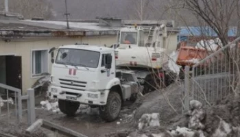 В Усть-Камчатском районе временно приостановлены работы по вывозу снежно-пепловых масс