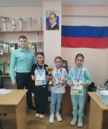 В столице Камчатки подвели итоги первенства города по быстрым шахматам и блиц-турниру среди школьников 5