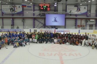 Турнир по хоккею среди любительских команд «Кубок Александра» завершился на Камчатке 3