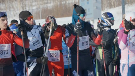 Более 2 тысяч спортсменов приняли участие в соревнованиях "Лыжня России" 0