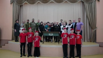 Парту Героя открыли в школе № 17 в Петропавловске-Камчатском