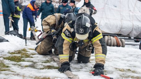 Эксперты из Санкт-Петербурга, Новосибирска и Кемерово проверяют камчатских пожарных 6