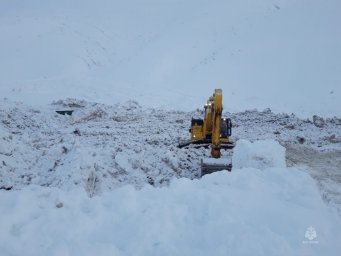 В поиске пропавшего на Камчатке сотрудника горно-добывающего предприятия задействованы 55 человек и 14 единиц техники 5