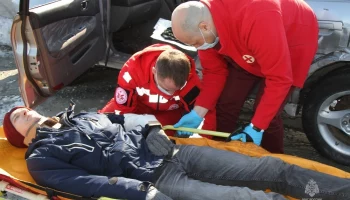 На Камчатке спасатели провели тренировку по ликвидации последствий крупного ДТП