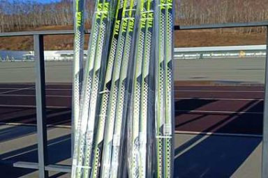 Для спортсменов Камчатской школы олимпийского резерва закуплен новый лыжный инвентарь 2