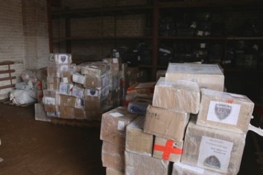 Десятки тонн гуманитарной помощи с Камчатки были отправлены через логистический центр в Ростове 1