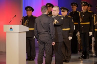 На Камчатке защитникам Отечества, участвующим в СВО, были вручены государственные награды 2