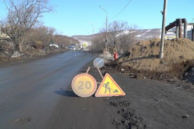 Перенос инженерных сетей начался на дороге по улице Дальняя в столице Камчатки 3