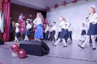 100-летний юбилей отметила Николаевская средняя школа 9