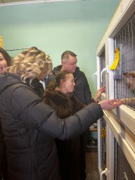 На Камчатке приюту «Котофеево» передали помощь от депутатов 1