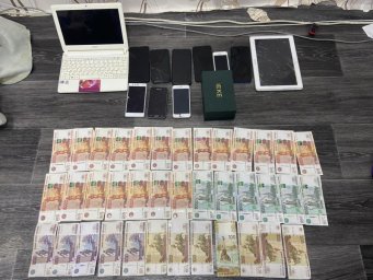 На Камчатке поймали девушку-курьера, подозреваемую в 9 мошенничествах 1