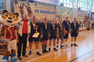 На Камчатке прошел XXIX Краевой волейбольный турнир среди мужских команд, посвященный памяти А.И. Таранца 2