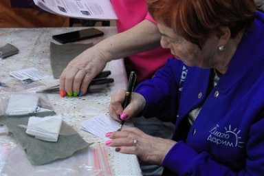 «Сухой» душ изготавливают «серебряные» волонтёры Камчатки для участников СВО 7