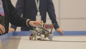 Региональный робототехнический фестиваль «RoboCup - траектория успеха» проходит на Камчатке