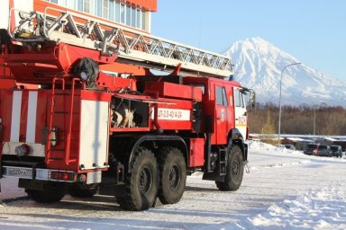 На Камчатке пожарные тренировались тушить ФОК «Радужный» 5