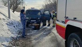 Росгвардейцы спасли автомобиль от пожара на Камчатке