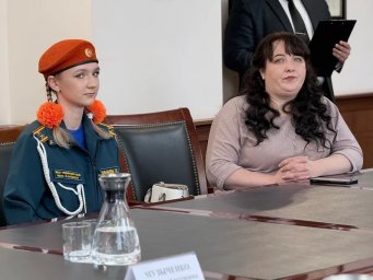 Медали «За проявленное мужество» вручили двум ученицам кадетских классов на Камчатке 5