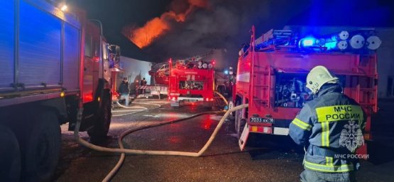 Полностью потушен пожар в поселке Паратунка на Камчатке 4 Полностью потушен пожар в поселке Паратунка на Камчатке 4