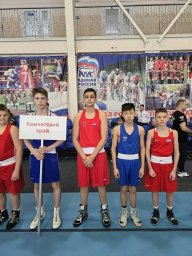 Серебро и бронзу на первенстве Дальневосточного федерального округа завоевали боксеры с Камчатки 1