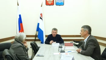 Депутаты парламента Камчатки приглашают граждан на личный прием. График приема в августе