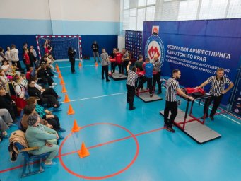 68 спортсменов приняли участие в Первенстве по армрестлингу на Камчатке 0 68 спортсменов приняли участие в Первенстве по армрестлингу на Камчатке 0
