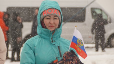 Непогода не помешала провести праздничный митинг в честь 10-летия воссоединения Крыма с Россией 13