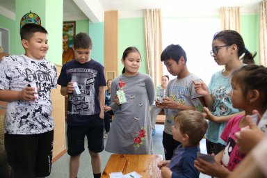 Интерактивную игру для маленьких пациентов тубдиспансера организовали депутаты камчатского парламента 6