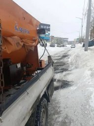 Работы по зимнему содержанию улично-дорожной сети продолжались сегодня в Петропавловске-Камчатском 4