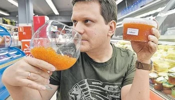 Крупного сбытчика немаркированной икры задержали в Елизово на Камчатке
