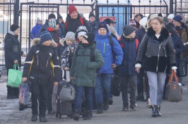 В столице Камчатки встретили участников первого слета детей и молодежи «От Донецка до Камчатки» 0