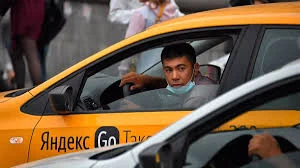 На Камчатке мигрантам запретят работать в такси