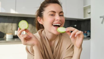 Какие продукты могут нанести вред эмали зубов и как это предотвратить