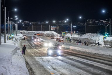 Федеральная трасса в черте Петропавловска и за её пределами практически полностью очищена по всей ширине на Камчатке 2