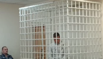 Суд заключил под стражу мужчину, обвиняемого в грабеже с проникновением в жилище в Петропавловске-Камчатском