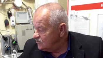 Охранника, защитившего пенсионера от дистанционных мошенников, наградили на Камчатке