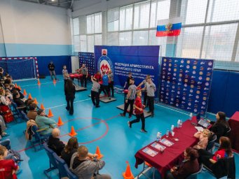 68 спортсменов приняли участие в Первенстве по армрестлингу на Камчатке 1 68 спортсменов приняли участие в Первенстве по армрестлингу на Камчатке 1