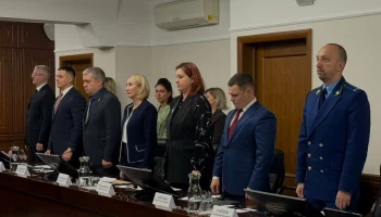 Пять кандидатур на руководящие должности в новом составе правительства региона выдвинул губернатор Камчатки Пять кандидатур на руководящие должности в новом составе правительства региона выдвинул губернатор Камчатки