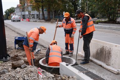 Продолжается ремонт дороги по улице Ленинской в Петропавловске-Камчатском 2
