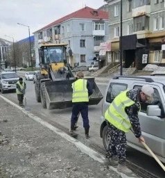 Уборка и ремонт дорог продолжаются в Петропавловске-Камчатском 1