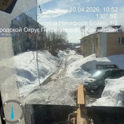 Сезонные работы по содержанию улично-дорожной сети проходят в столице Камчатки 13