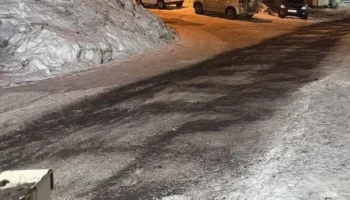 Работы по зимнему содержанию улиц и общественных пространств идут круглосуточно в Перопавловске-Камчатском