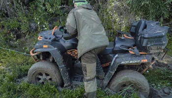 Поиски пропавшего квадроциклиста продолжаются на Камчатке