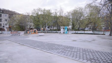Заблаговременно заключить договора на обновление детских площадок поручил губернатор Камчатки 3