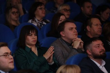 Лучших педагогов чествовали в Елизове на Камчатке 2